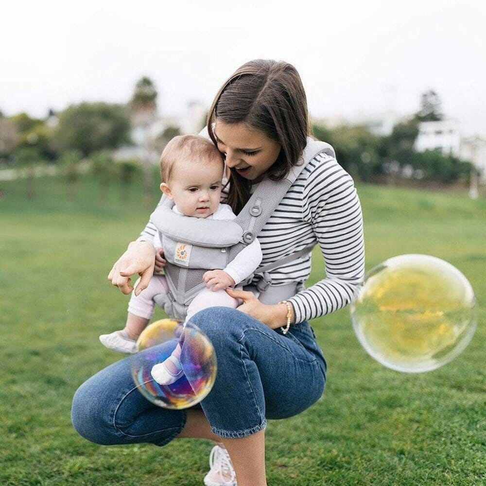 Porte Bebe - BreathBabyBag™ - Gris - Monparadibebe.com